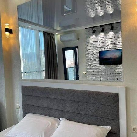 Appartamento Dar Tower Batumi Esterno foto