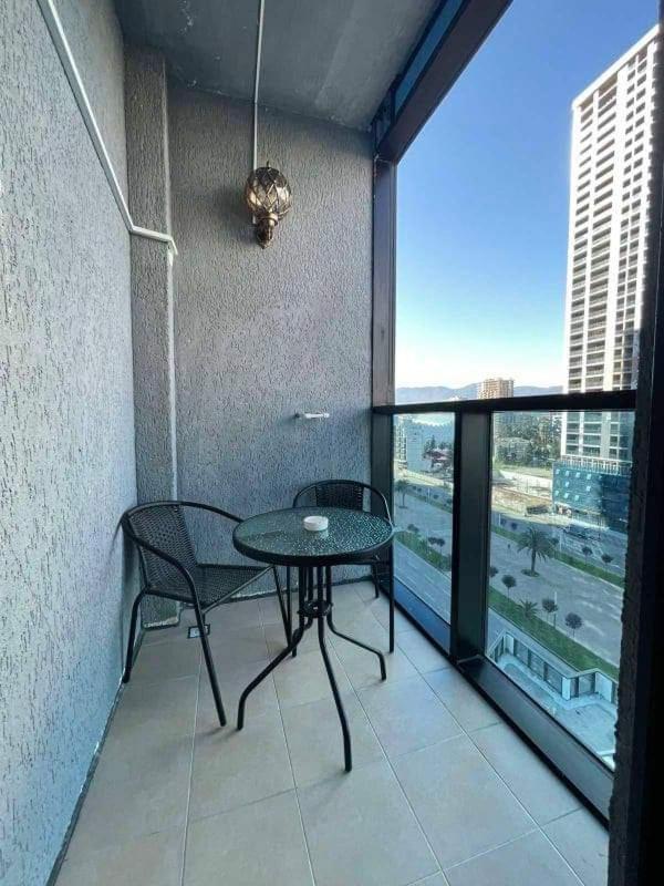 Appartamento Dar Tower Batumi Esterno foto